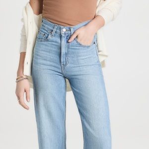 Levi’s High Loose Jeans in Size 25